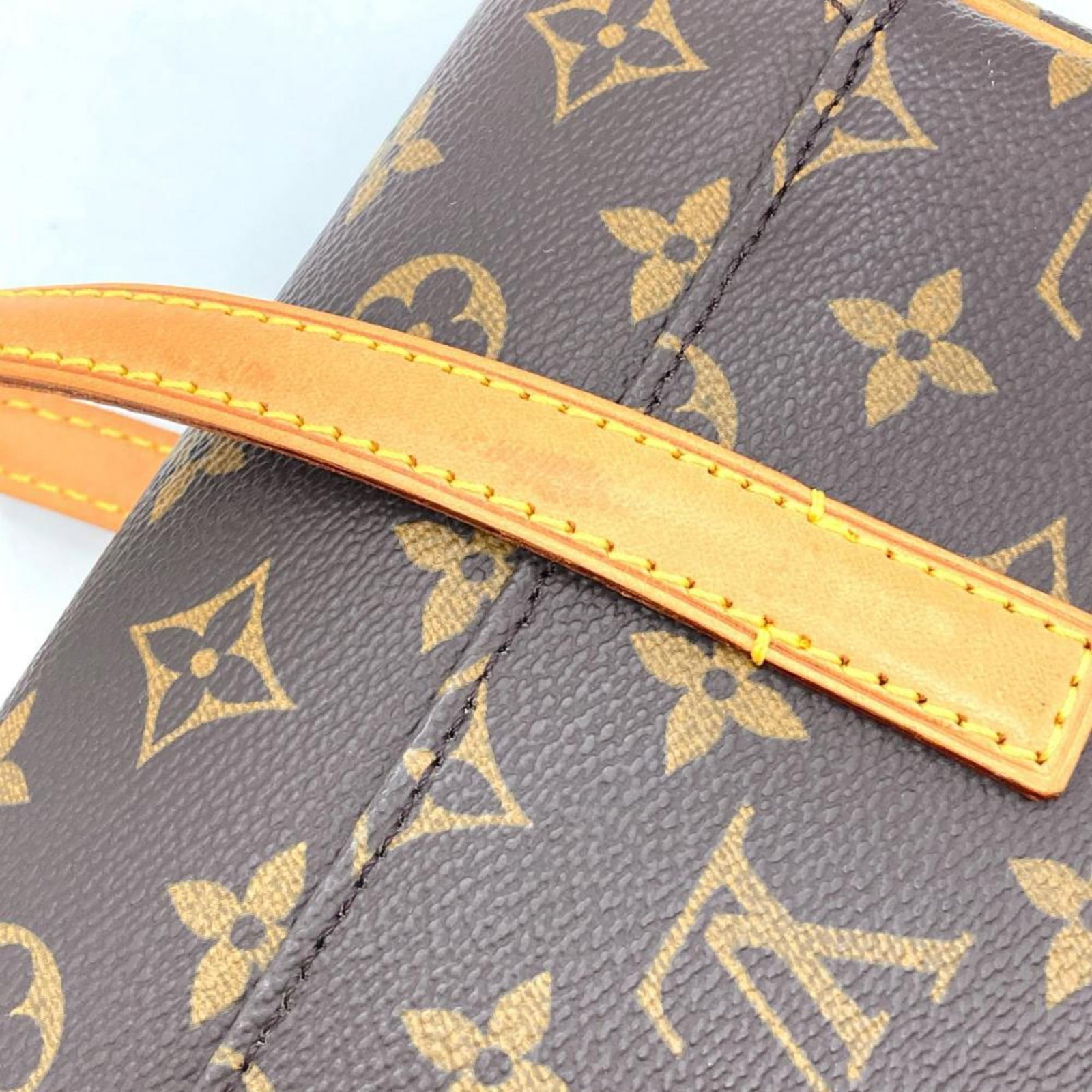 Louis Vuitton Handbag Monogram - 4