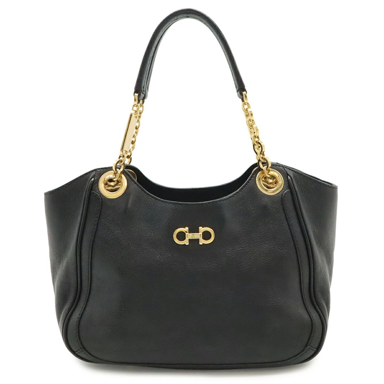 Shoulder Bag Leather Handbag Salvatore Ferragamo: Shoulder Bag Leather Handbag Salvatore Ferragamo This Salvatore Ferragamo shoulder bag features high-quality black leather and a classic design, with a size of 15.5cm x 26cm x 12cm. The bag has some
