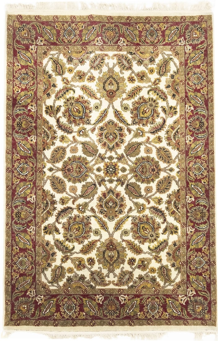 Handmade Agra Jaipur Oriental Rug Thick Pile Floral Entryway Carpet 4'5X6'2 ft: Handmade Agra Jaipur Oriental Rug Thick Pile Floral Entryway Carpet 4'5X6'2 ft Made with love and care, this hand-knotted Agra Jaipur Oriental rug boasts a stunning floral pattern in rich cream, red, 
