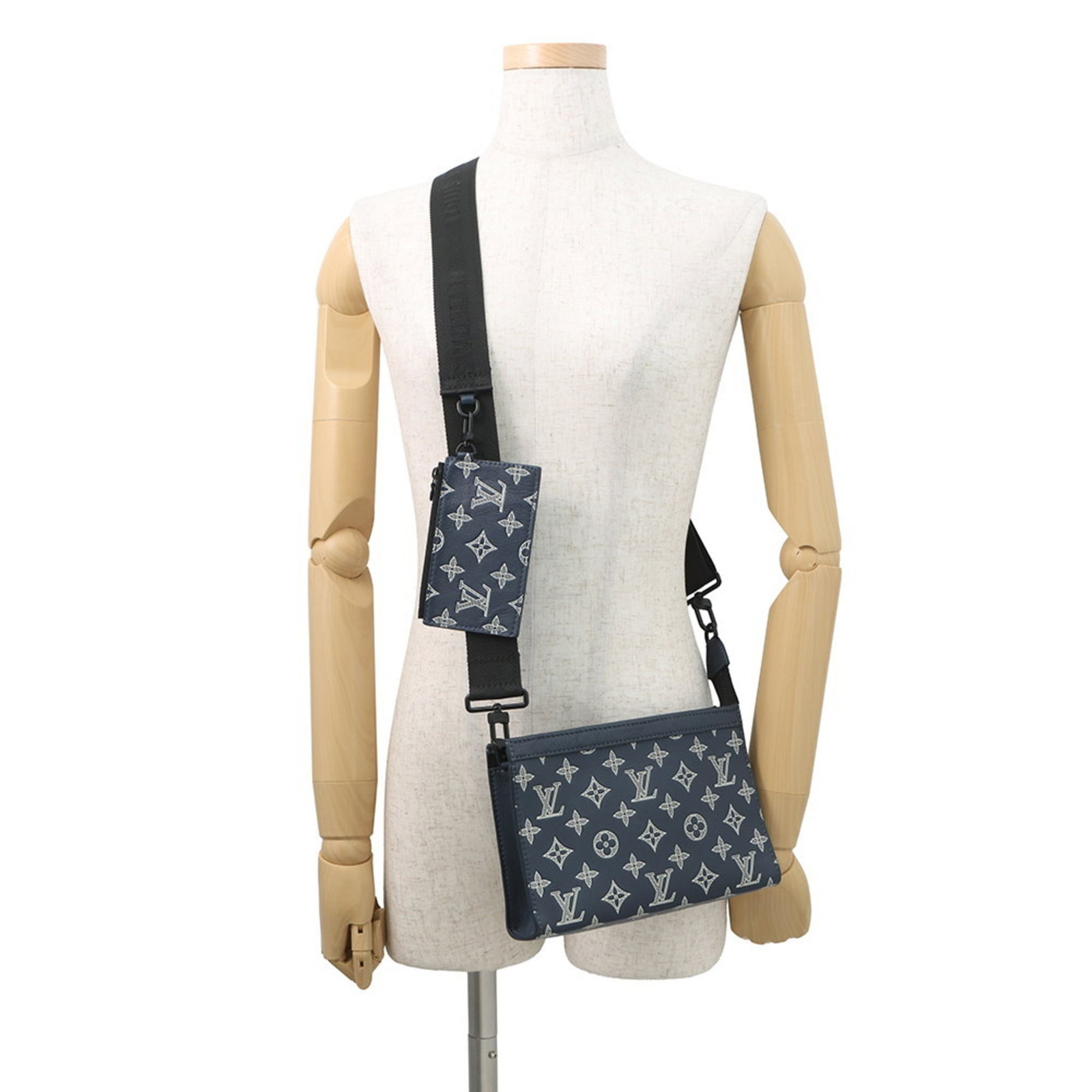 Shadow bag monogram by Louis Vuitton - 4
