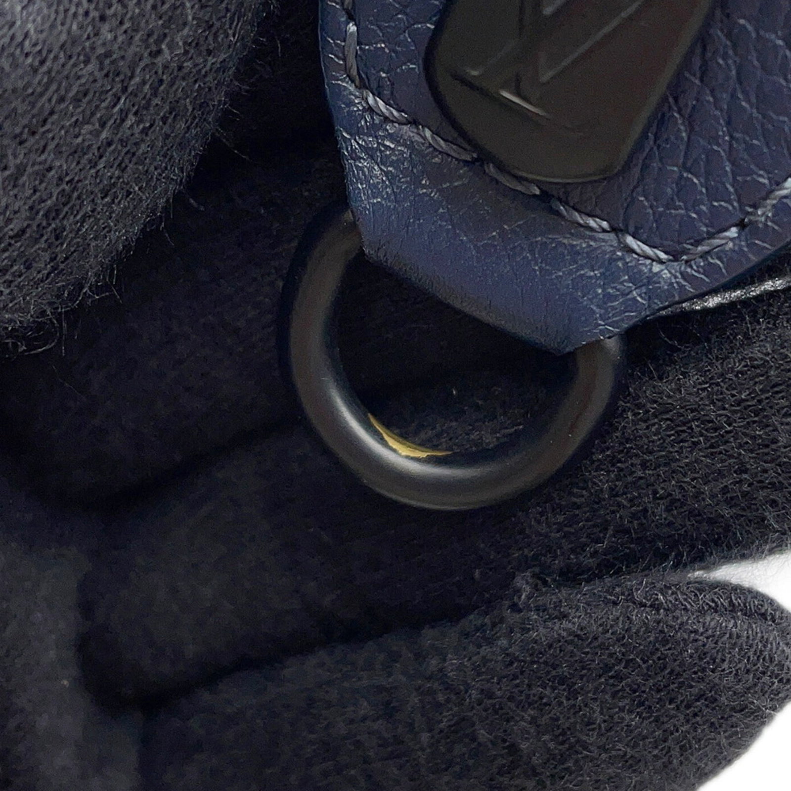 Shadow bag monogram by Louis Vuitton - 8