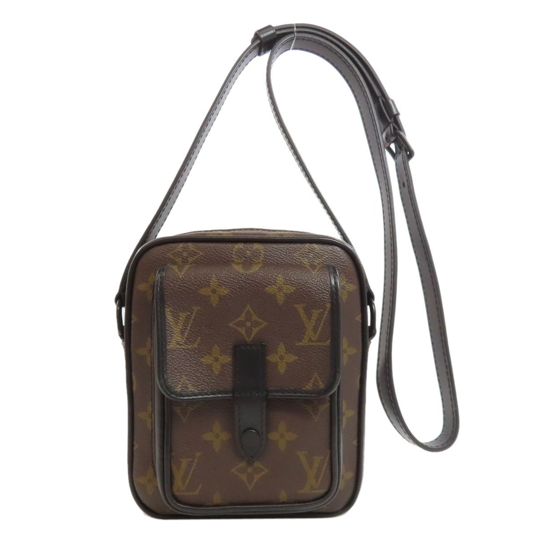 Macassar Monogram Wallet Wearable Christopher Louis Vuitton M69404: Macassar Monogram Wallet Wearable Christopher Louis Vuitton M69404 Brown Monogram Canvas LOUIS VUITTON M69404 Shoulder Bag with Signature. This shoulder bag features the iconic monogram canvas design