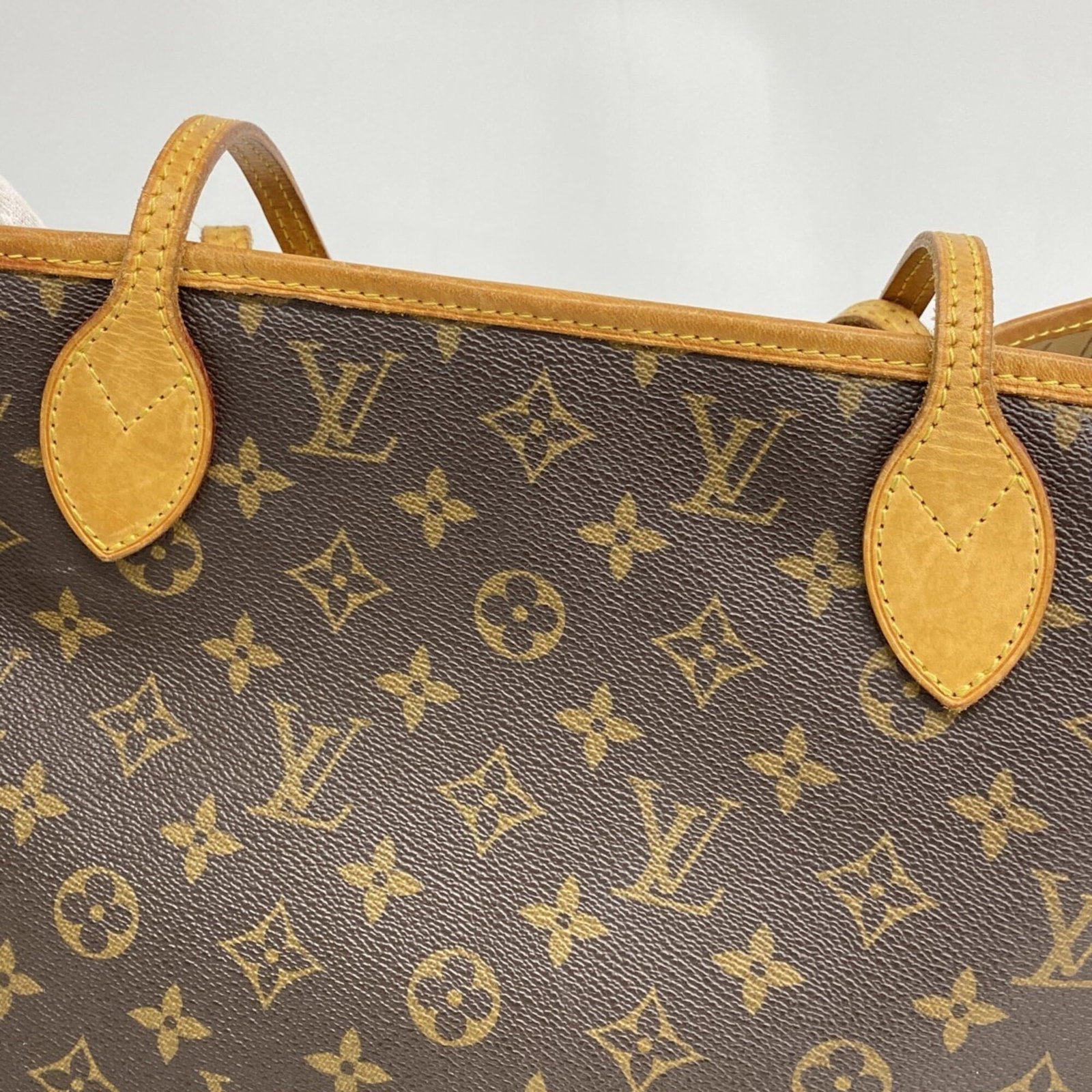 Louis Vuitton Tote Bag - 9