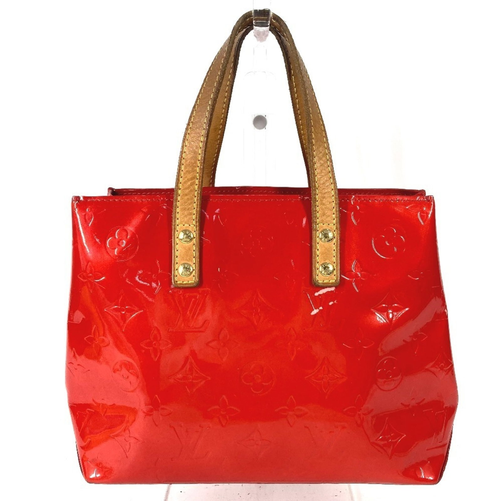 Vernis Monogram Tote Handbag Vuitton Louis: Vernis Monogram Tote Handbag Vuitton Louis Red Monogram Vernis Louis Vuitton Tote Bag, 17cm x 21.5cm x 10cm, with traces of usage and minor scratches, offering a unique piece from the iconic brand's
