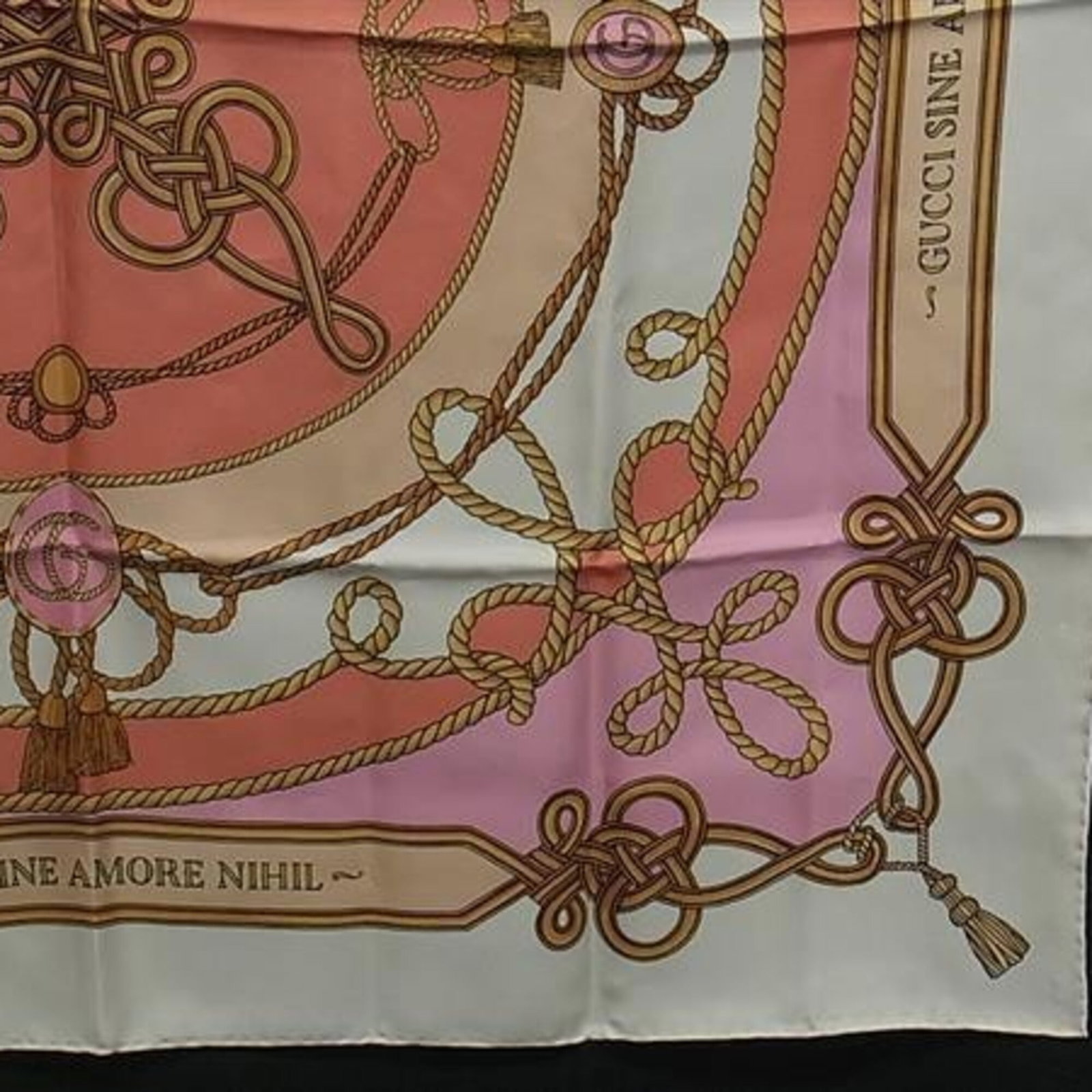 Gucci silk scarf - 3