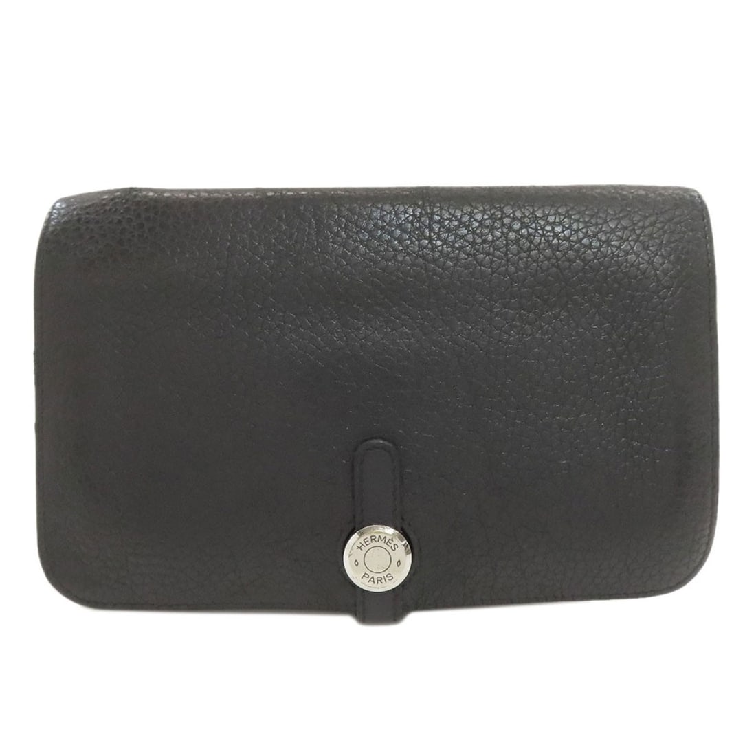 Hermes Dogon Gm Duo Silverhardware Long Wallet (With Coin Pocket) Togo: Hermes Dogon Gm Duo Silverhardware Long Wallet (With Coin Pocket) Togo Togo leather craftsmanship meets sleek silver hardware in this Herm?s Long Wallet with Coin Pocket, boasting a timeless black