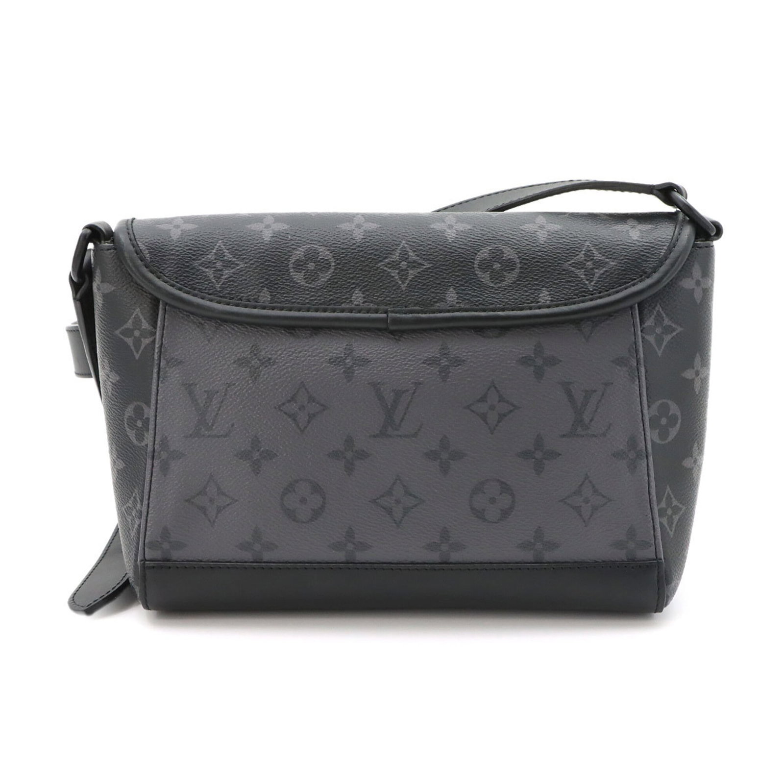 Monogram Louis Vuitton Messenger Handbag Eclipse Shoulder Bag: Monogram Louis Vuitton Messenger Handbag Eclipse Shoulder Bag Monogram Eclipse details add a touch of sophistication to this sleek Louis Vuitton messenger shoulder bag, featuring the iconic black and