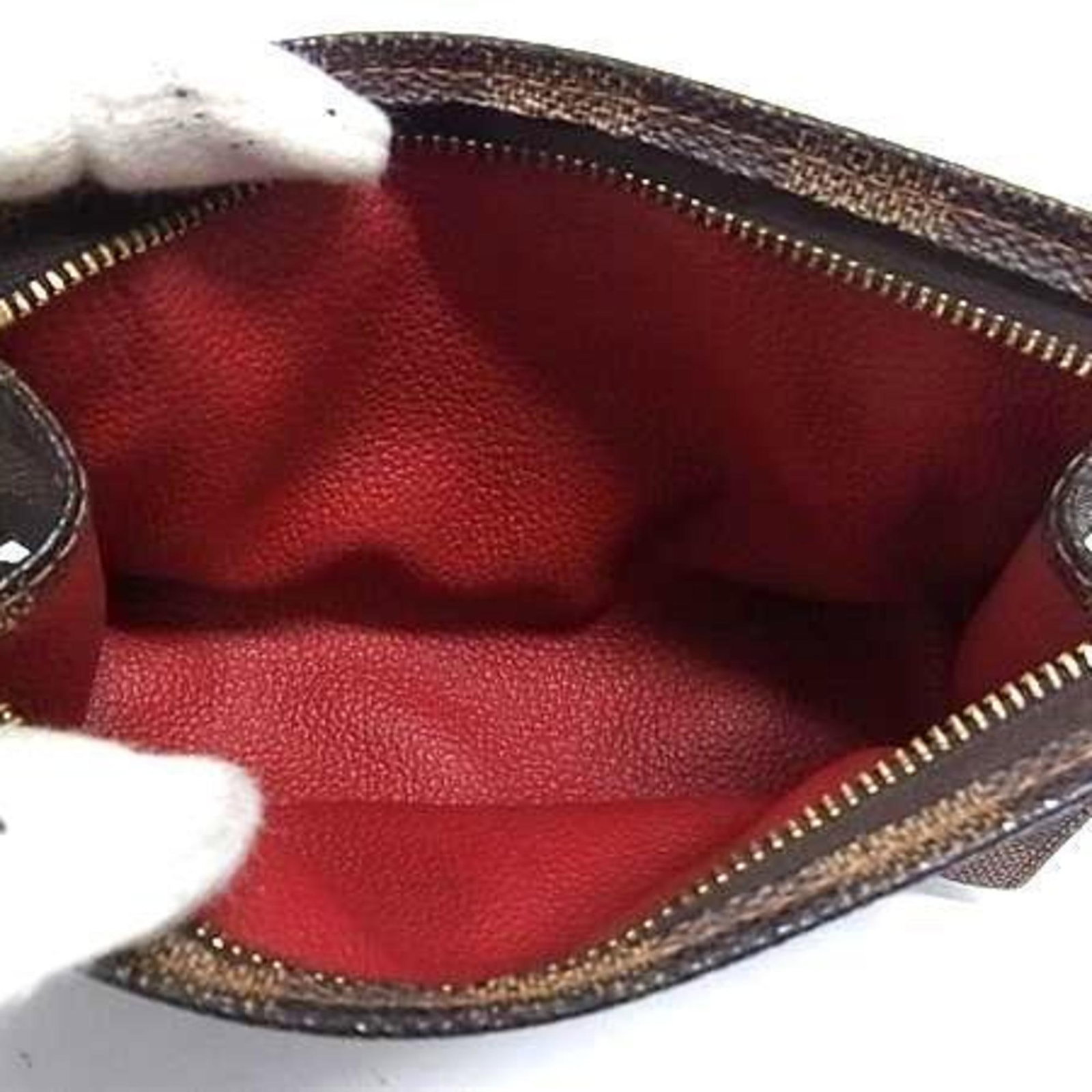 Louis Vuitton Pouch - 4