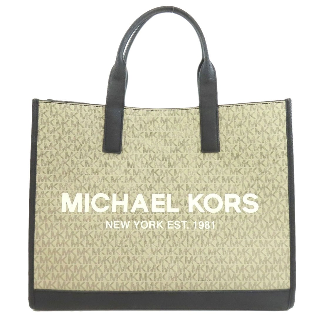 Mk Signature Michael Tote Bag Pvc: Mk Signature Michael Tote Bag Pvc Beige PVC tote bag from Michael Kors with a classic design. The bag features a signature, but the authenticity of the signature cannot be confirmed. This item is