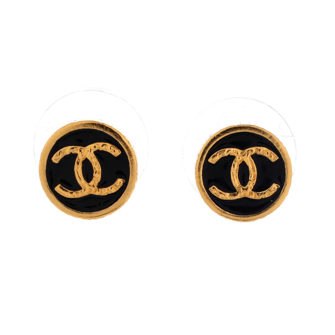 Chanel CC Round Stud Earrings Metal and Enamel: Chanel CC Round Stud Earrings Metal and Enamel Excellent condition, these Chanel CC Round Stud Earrings Metal and Enamel feature a sleek gold design with black accents. The enamel metal construction