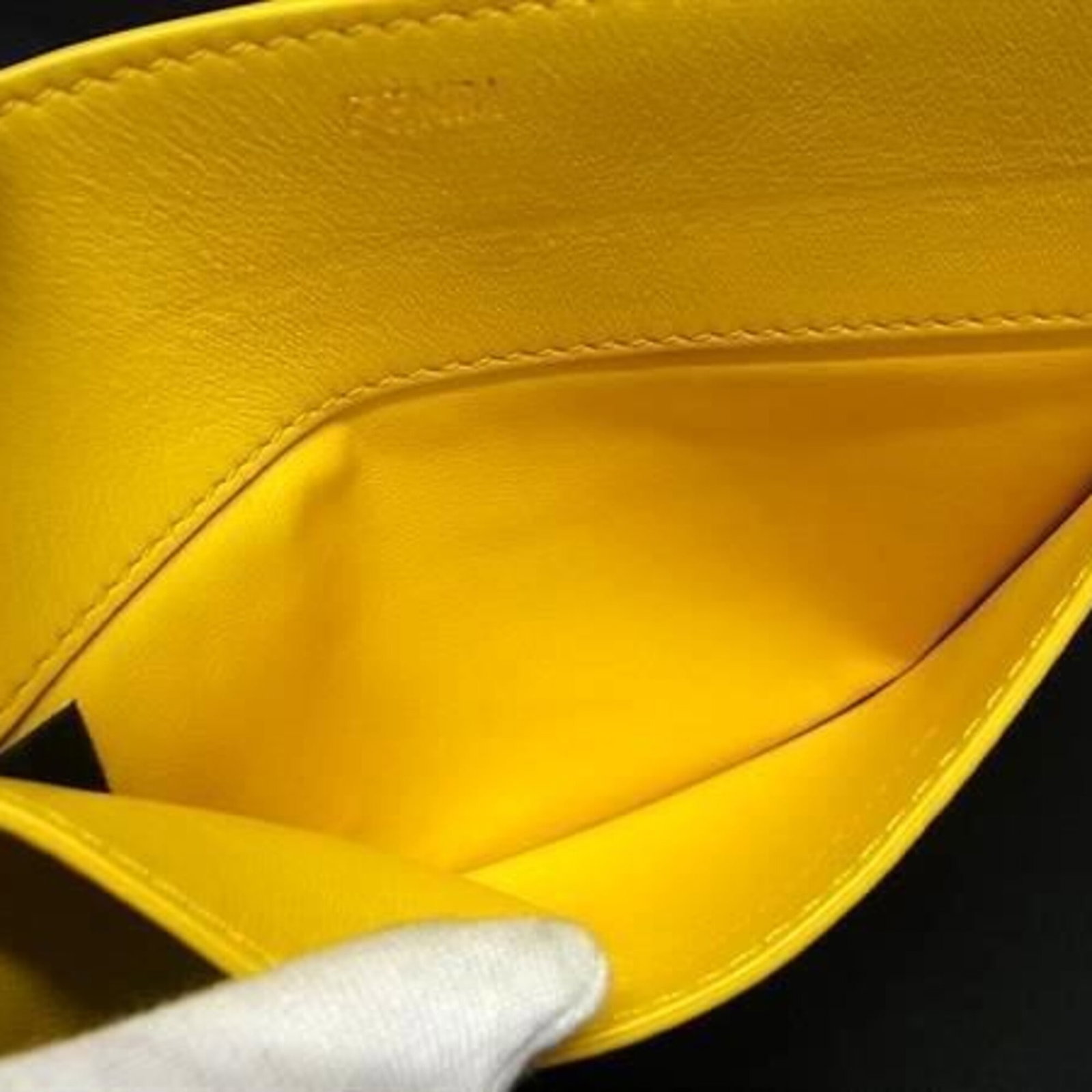 Fendi Pouch Leather - 3