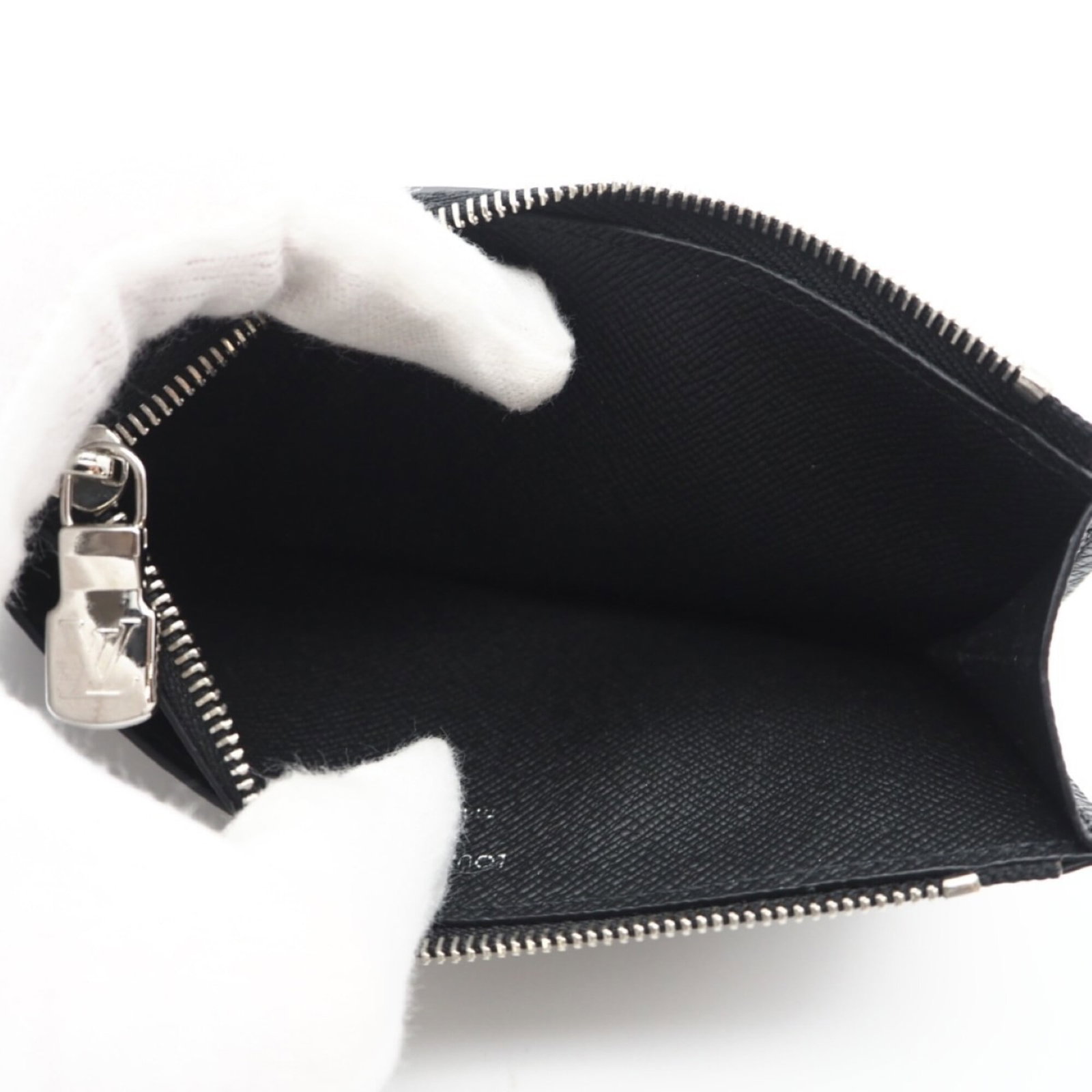 Louis Vuitton Coin Purse/ Coin Case Monogram Eclipse - 10