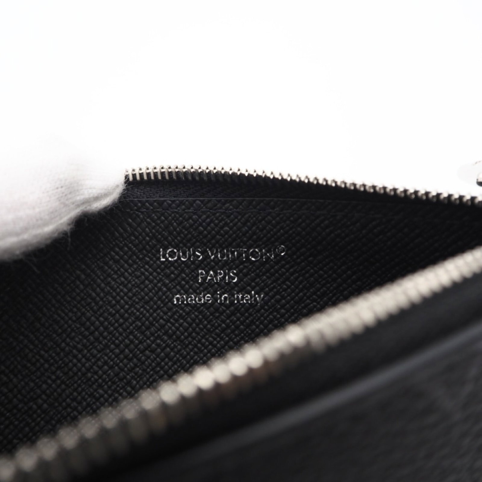 Louis Vuitton Coin Purse/ Coin Case Monogram Eclipse - 12