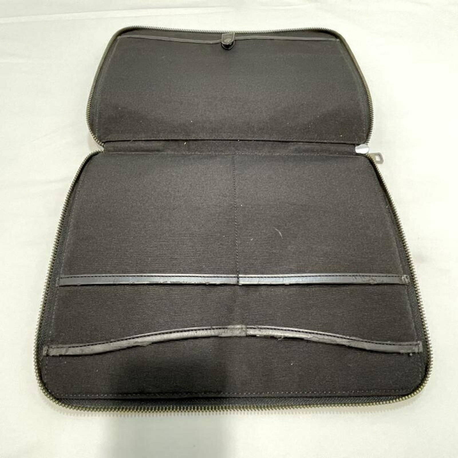 Coach Clutch Bag - 4