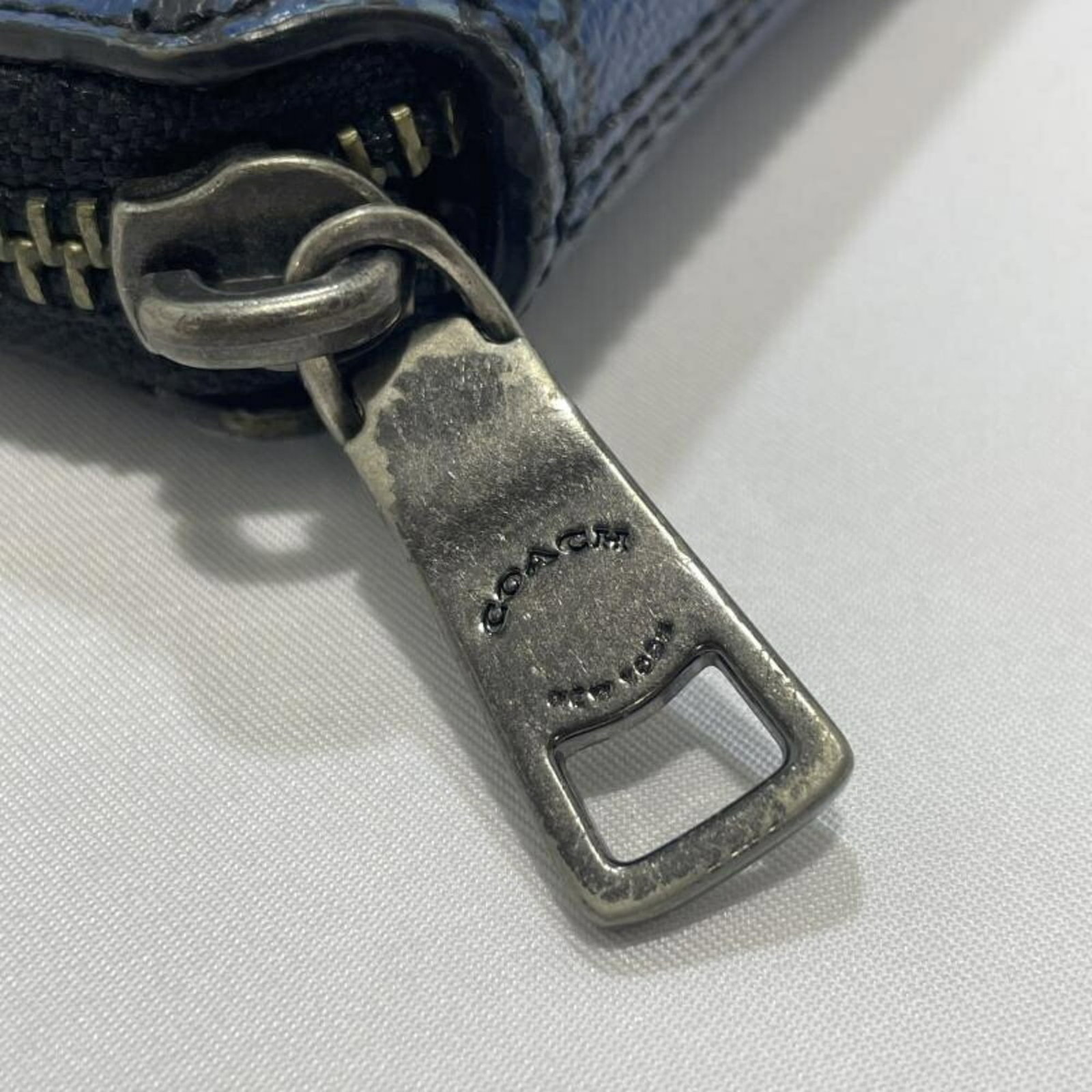 Coach Clutch Bag - 8