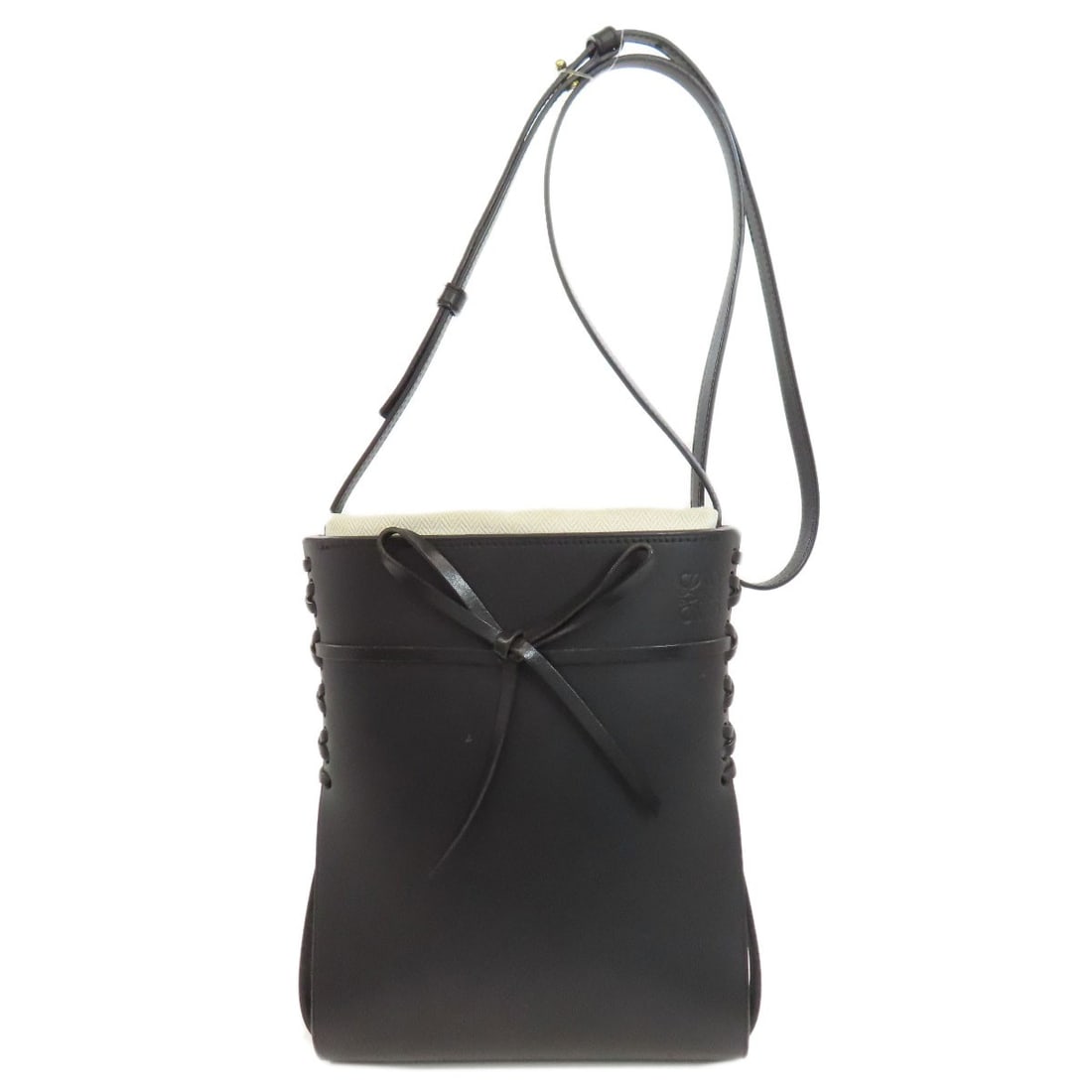 Loewe Ikebana Shoulder Bag Calf (1 of 20)