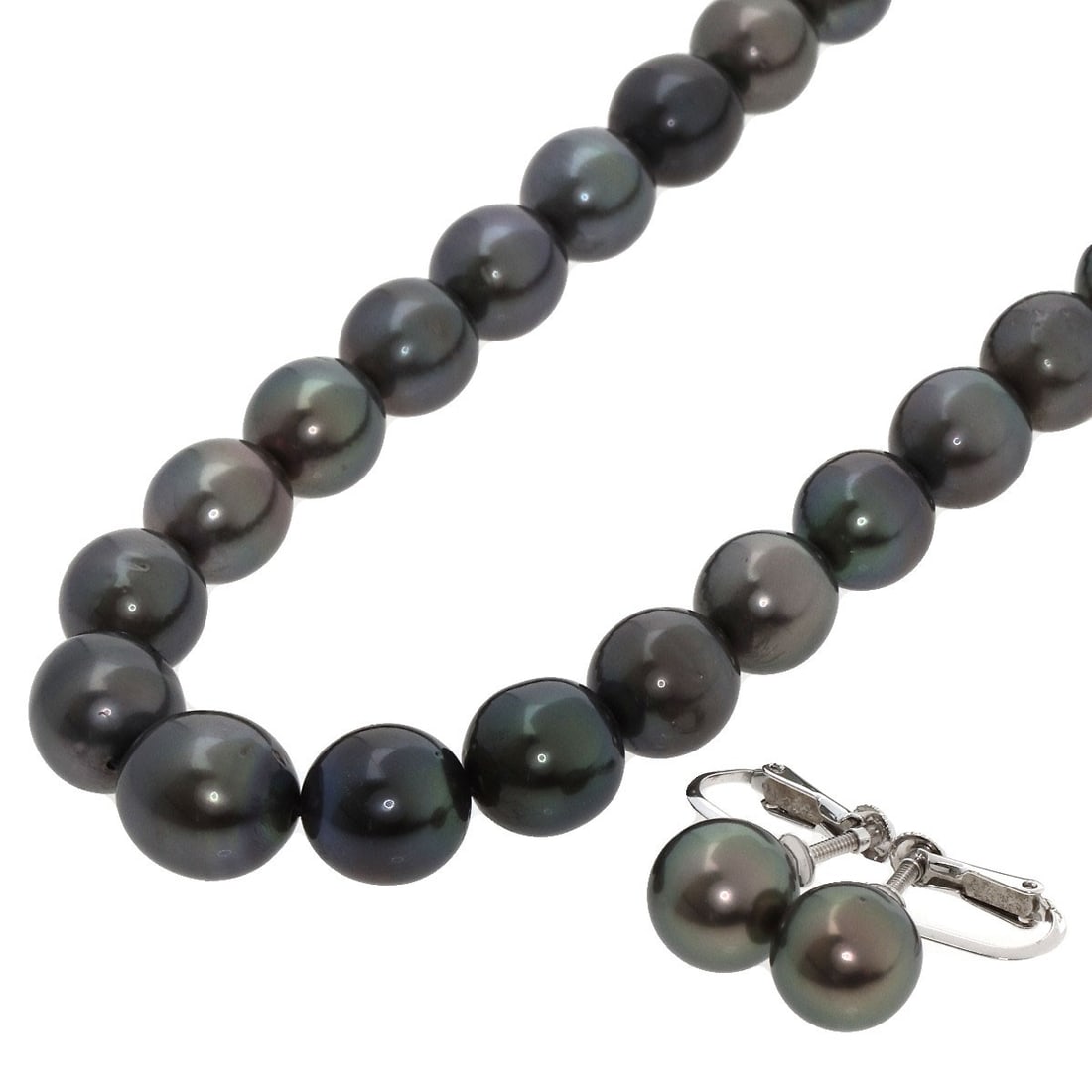 Black Pearl Earring White K14 Gold Set Necklace 2 Piece: Black Pearl Earring White K14 Gold Set Necklace 2 Piece K14 White Gold sets off the lustrous black pearl in a sleek, modern design. The necklace's 16.9-inch length showcases the elegant simplicity of 