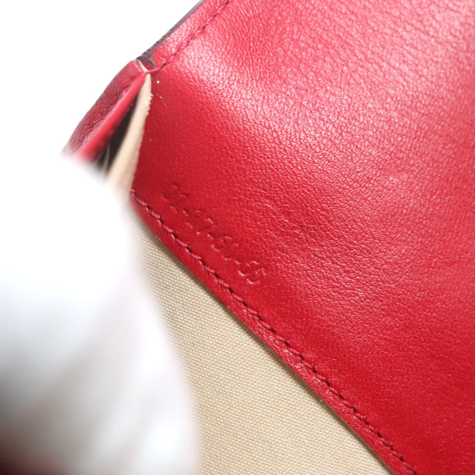 Long Chlo Wallet Bi-Fold Leather - 13