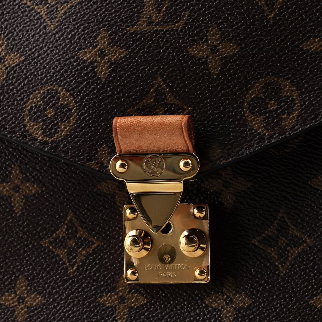 Louis Vuitton Canvas Monogram Pochette - 7