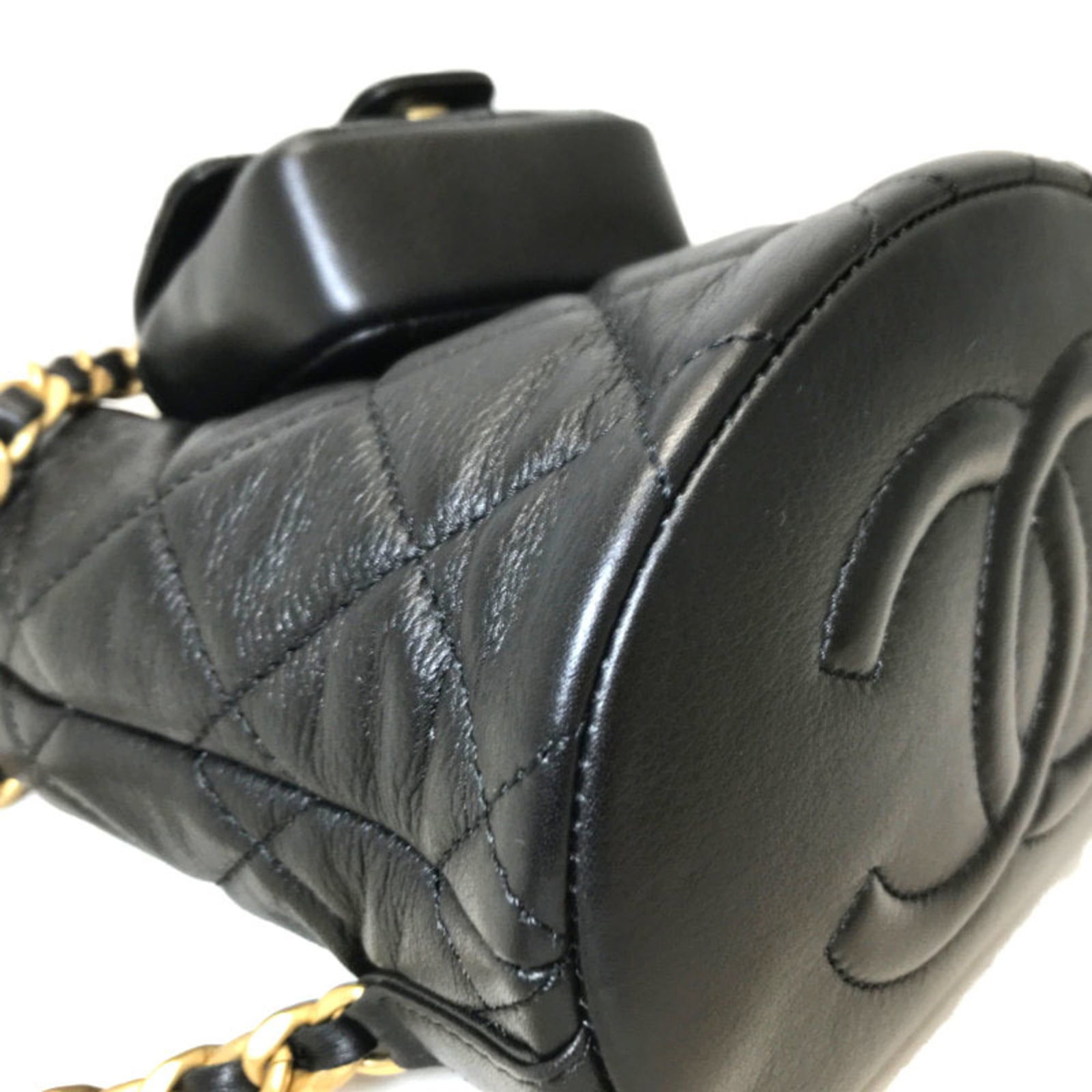 Leather Backpack by Chanel - 6