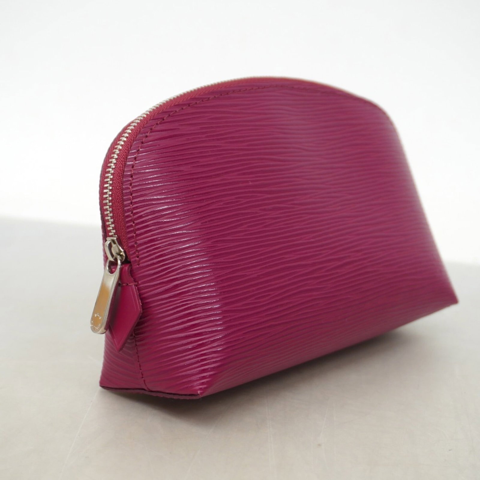 Louis Vuitton Pouch - 2