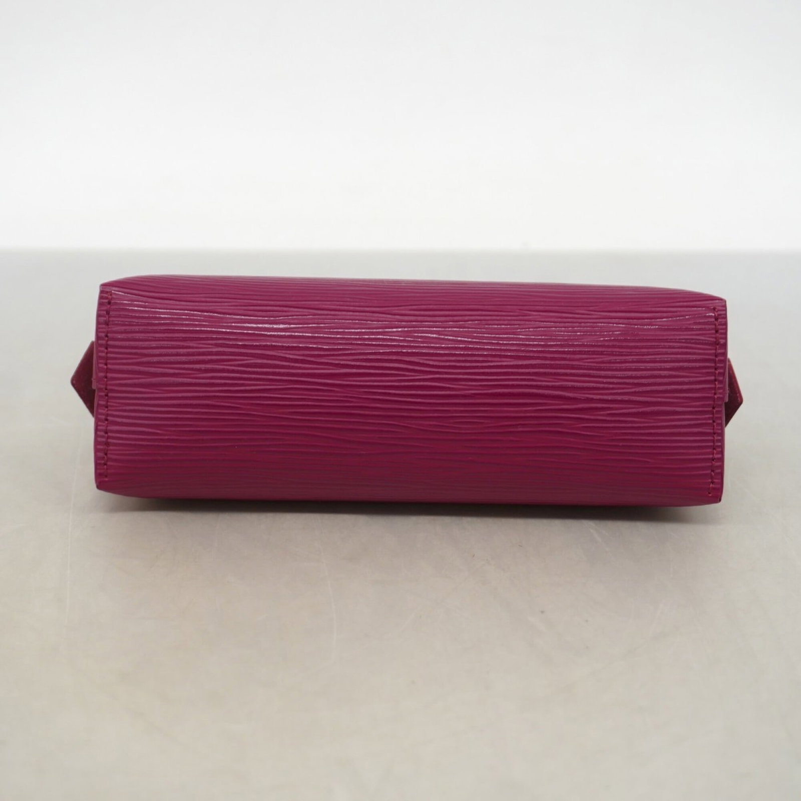 Louis Vuitton Pouch - 3