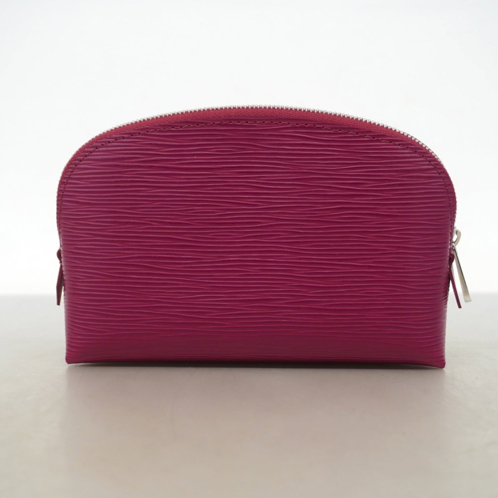 Louis Vuitton Pouch - 7