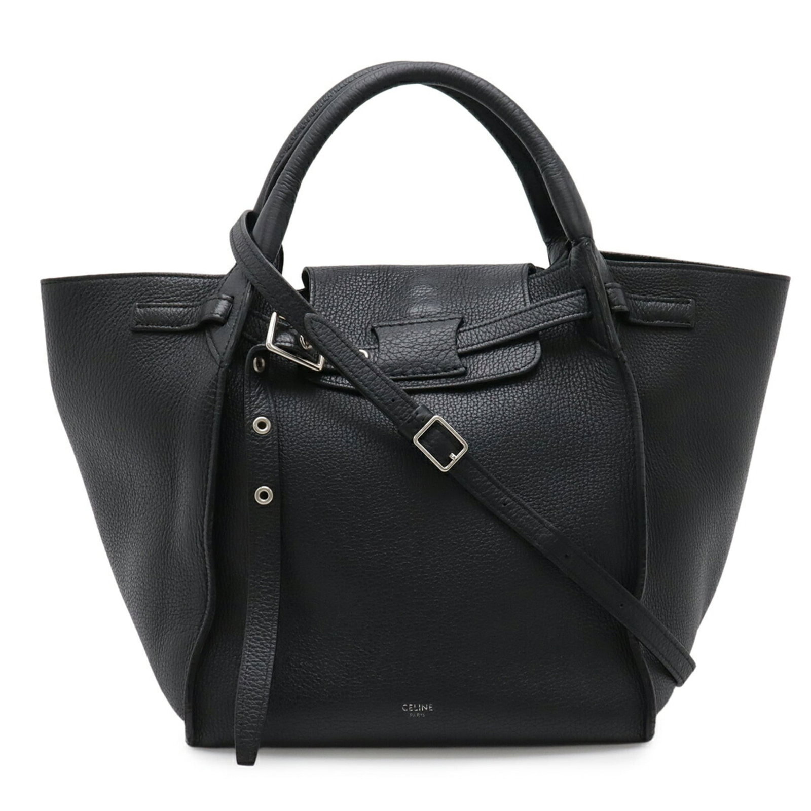 Celine Handbag Shoulder Bag Leather: Celine Handbag Shoulder Bag Leather This Celine handbag shoulder bag features high-quality black leather with visible traces of usage and minor scratches. The bag measures 25.5cm x 21cm, making it a c
