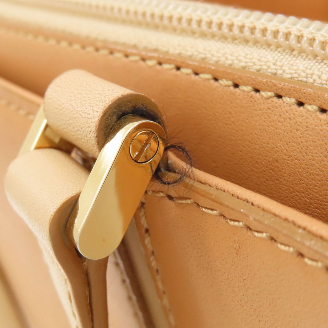 Burberry logo handbag leather - 12