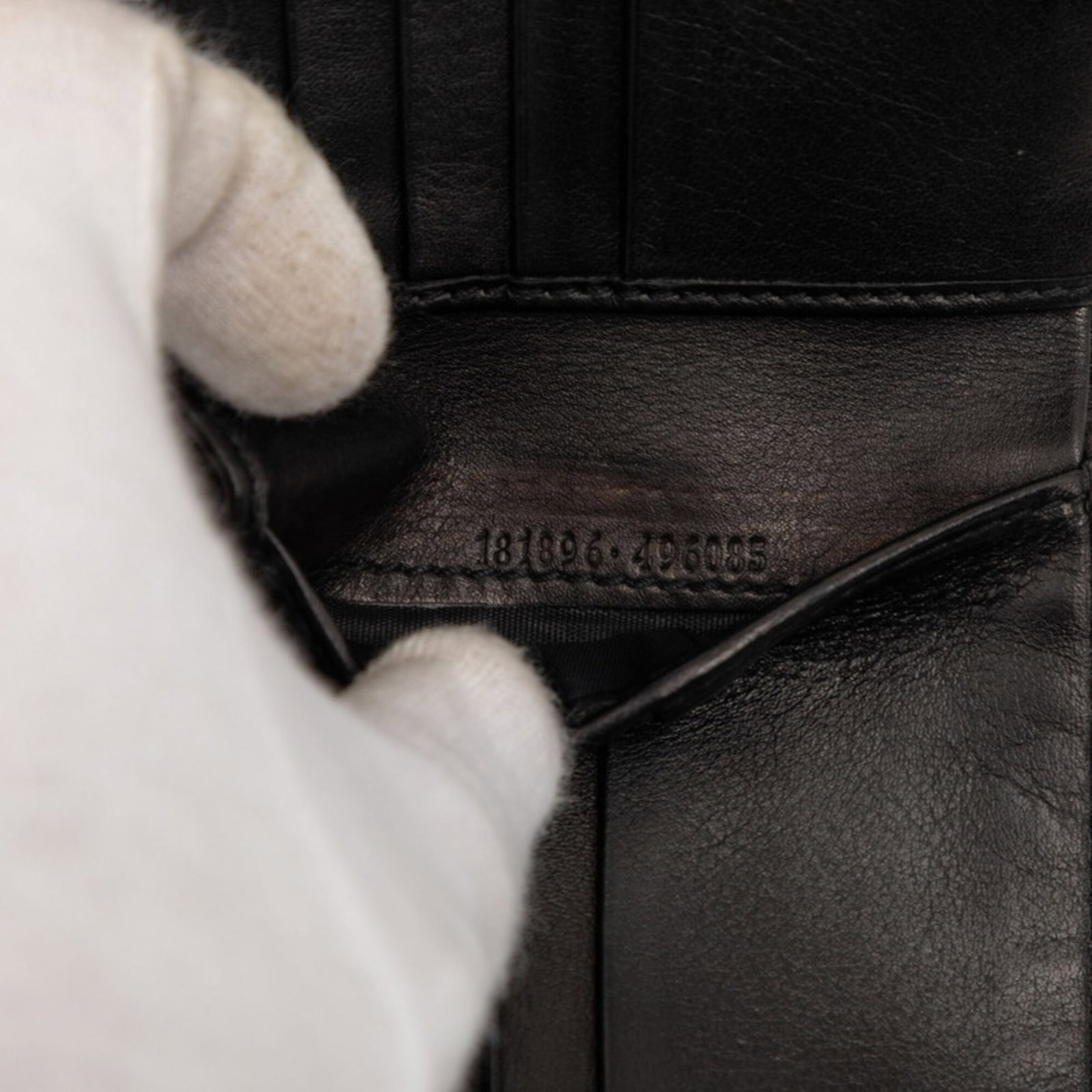 Gucci Wallet Bi Fold Leather - 7