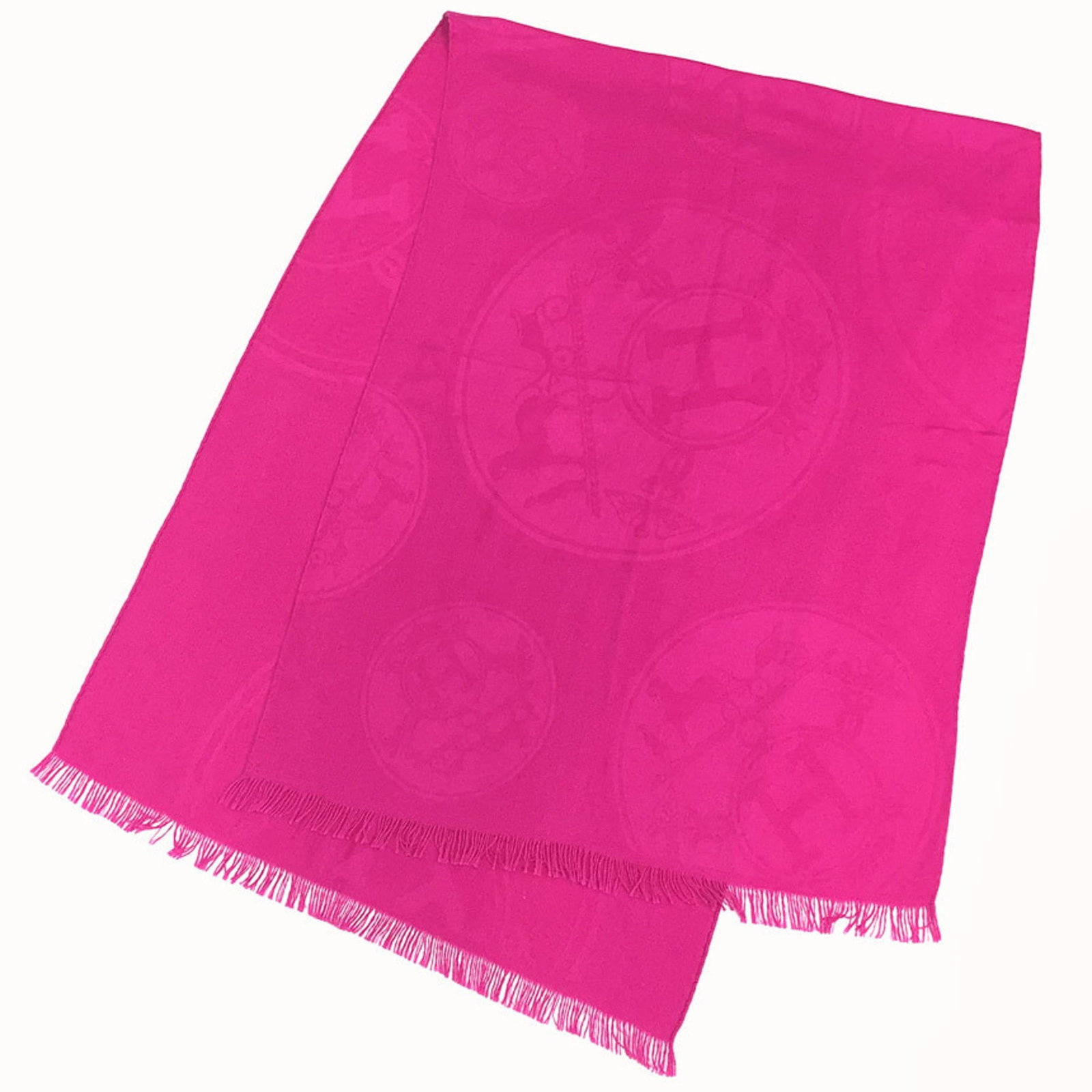 Hermes Stole Cashmere Silk: Hermes Stole Cashmere Silk Cashmere Silk Stole from the renowned French fashion house, Hermes. This stunning piece boasts a beautiful pink hue and measures 2.12m x 75cm in size, making it a statement