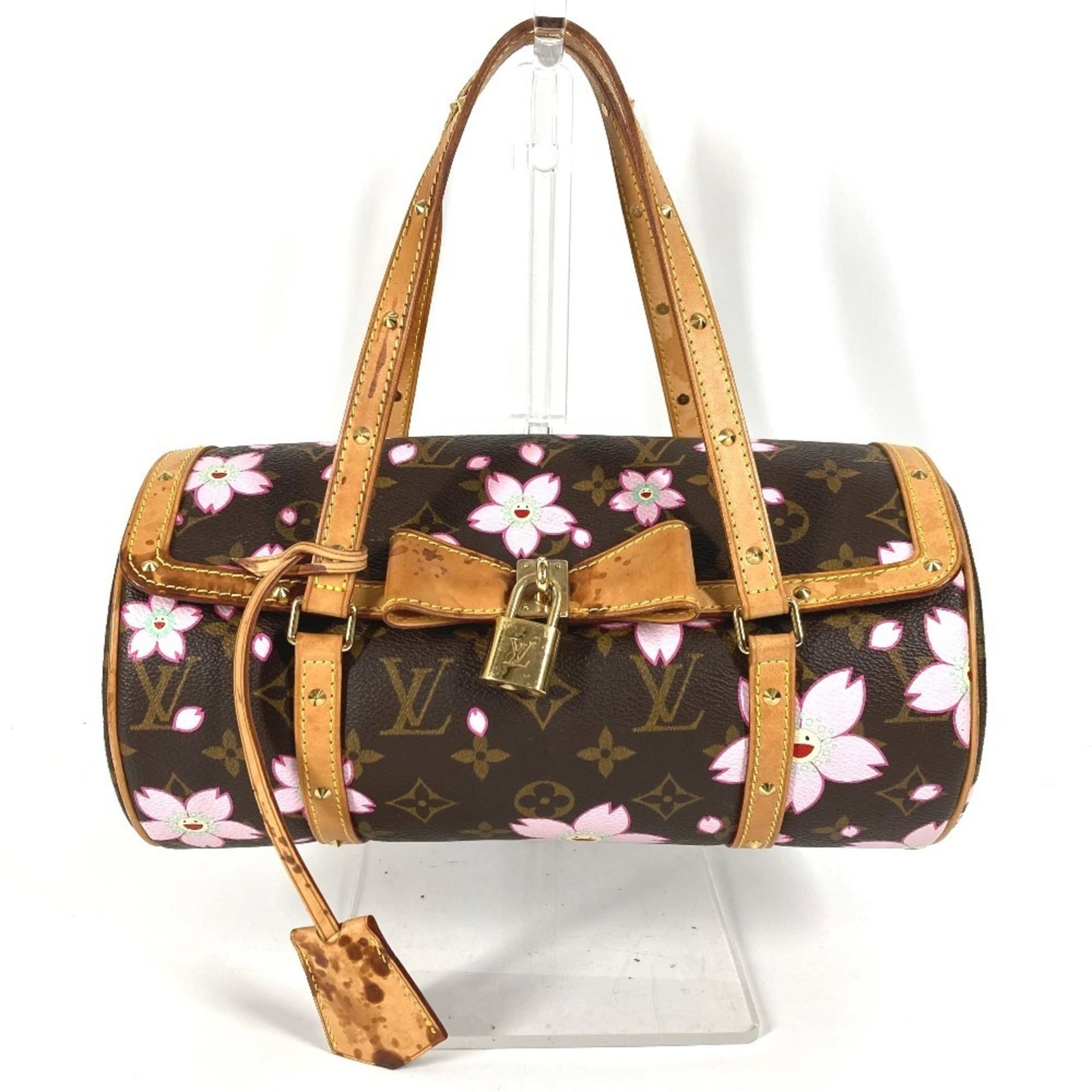 Monogram Cherry Blossom Louis Vuitton Handbag Tote Bag Shoulder: Monogram Cherry Blossom Louis Vuitton Handbag Tote Bag Shoulder Monogram Cherry Blossom Louis Vuitton Handbag Tote Bag Shoulder - A unique and stylish shoulder bag featuring the iconic Monogram