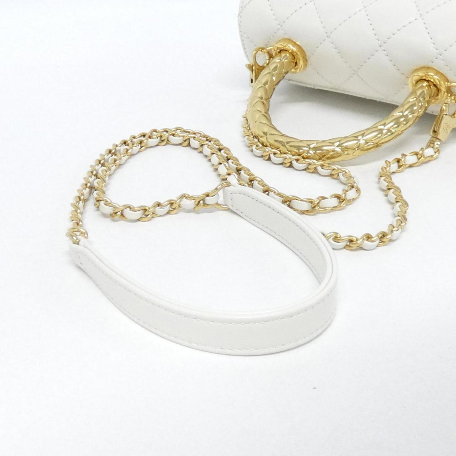 Chanel Handbag Leather - 6