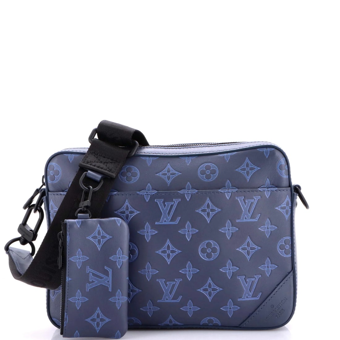 Leather Monogram Messenger Bag Shadow Louis Vuitton Duo: Leather Monogram Messenger Bag Shadow Louis Vuitton Duo Blue Shadow Louis Vuitton Duo Messenger Bag with Monogram Leather Exterior, Black Fabric Interior and Matte Black Hardware. This stylish messeng