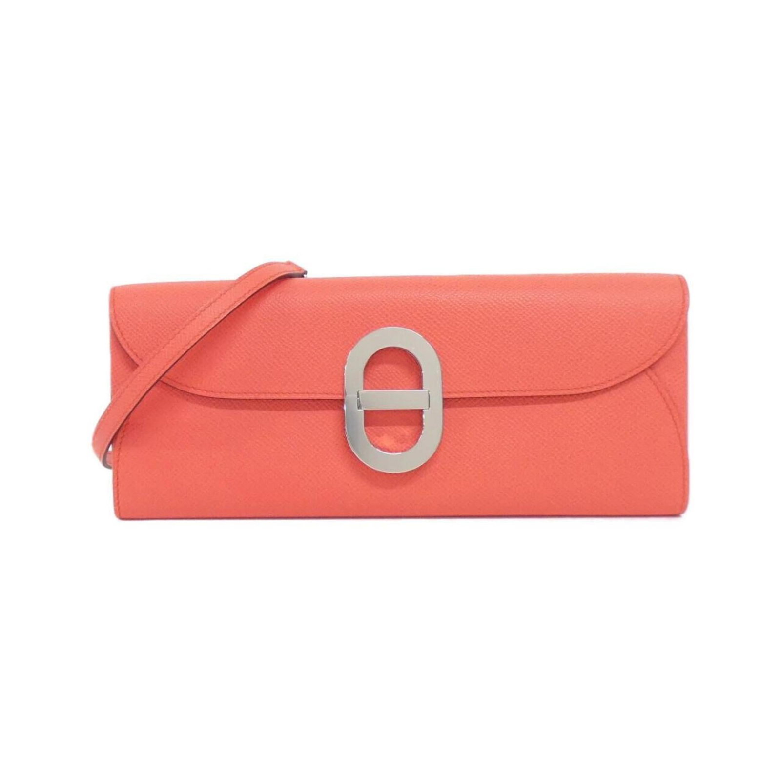 Epsom Leather Hermes Wallet Shoulder Chain: Epsom Leather Hermes Wallet Shoulder Chain Epsom Leather Hermes Wallet Shoulder Chain, in a vibrant pink hue, boasts a unique blend of style and functionality. This used (very good) chain/shoulder