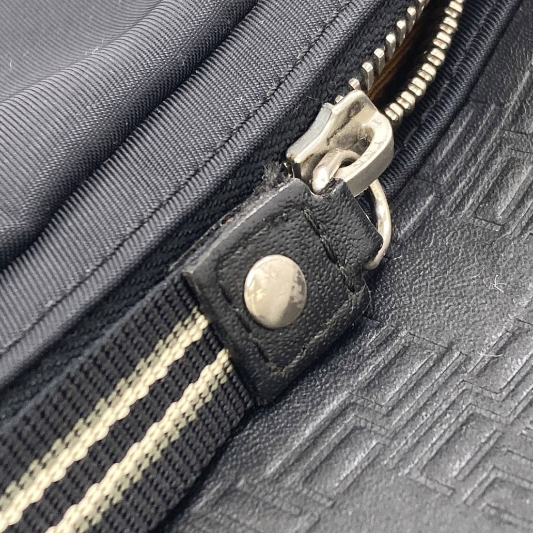Logo shoulder bag nylon - 14