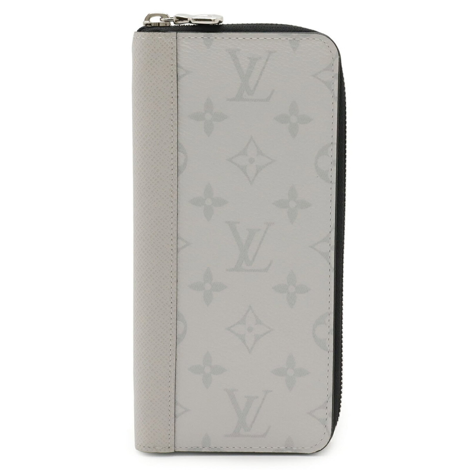 Coin purse monogram coin case Louis Vuitton Taigarama: Coin purse monogram coin case Louis Vuitton Taigarama Taigarama material and iconic Monogram pattern make this Louis Vuitton coin purse case stand out. The compact size, measuring 20cm x 10cm, makes i