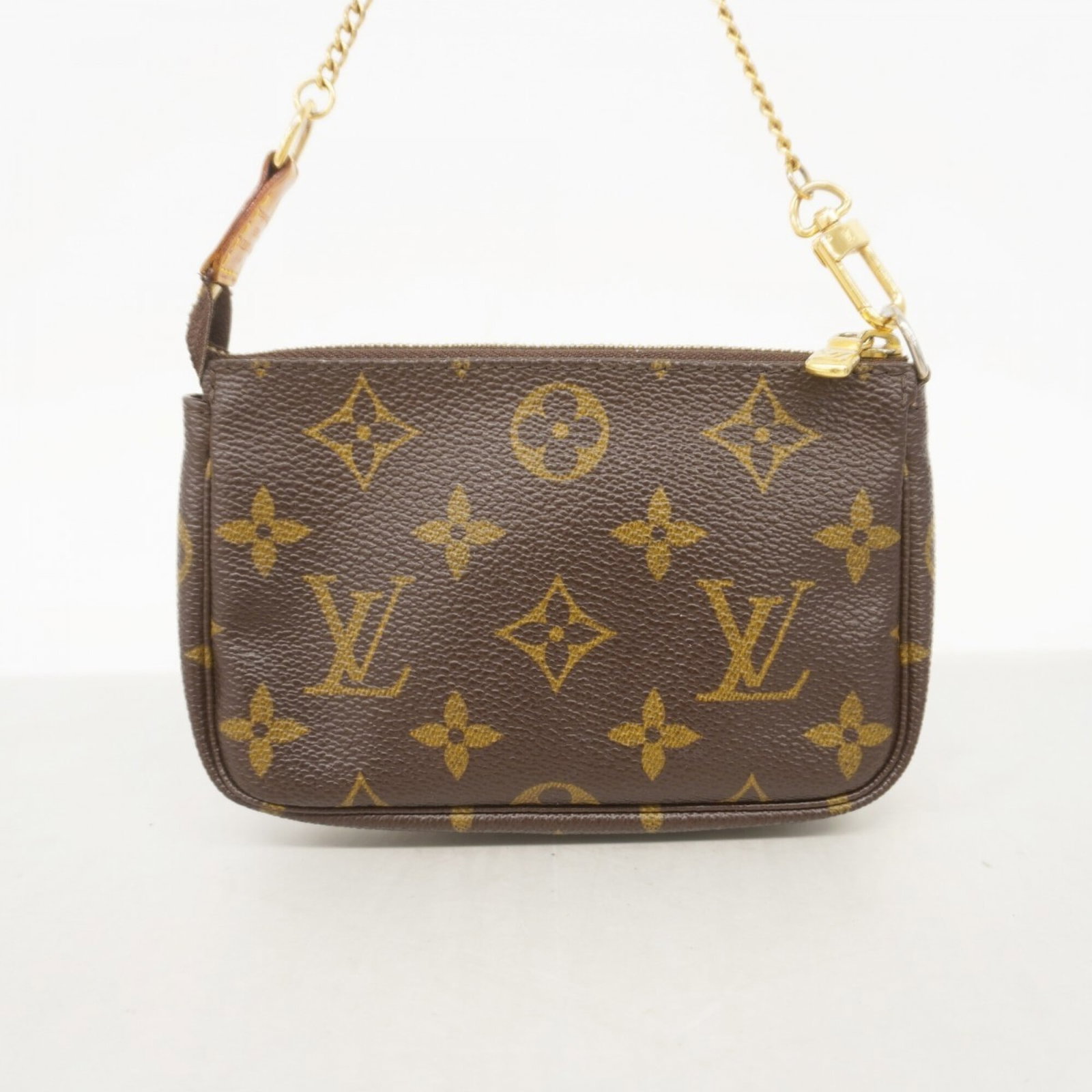 Louis Vuitton Pouch - 9