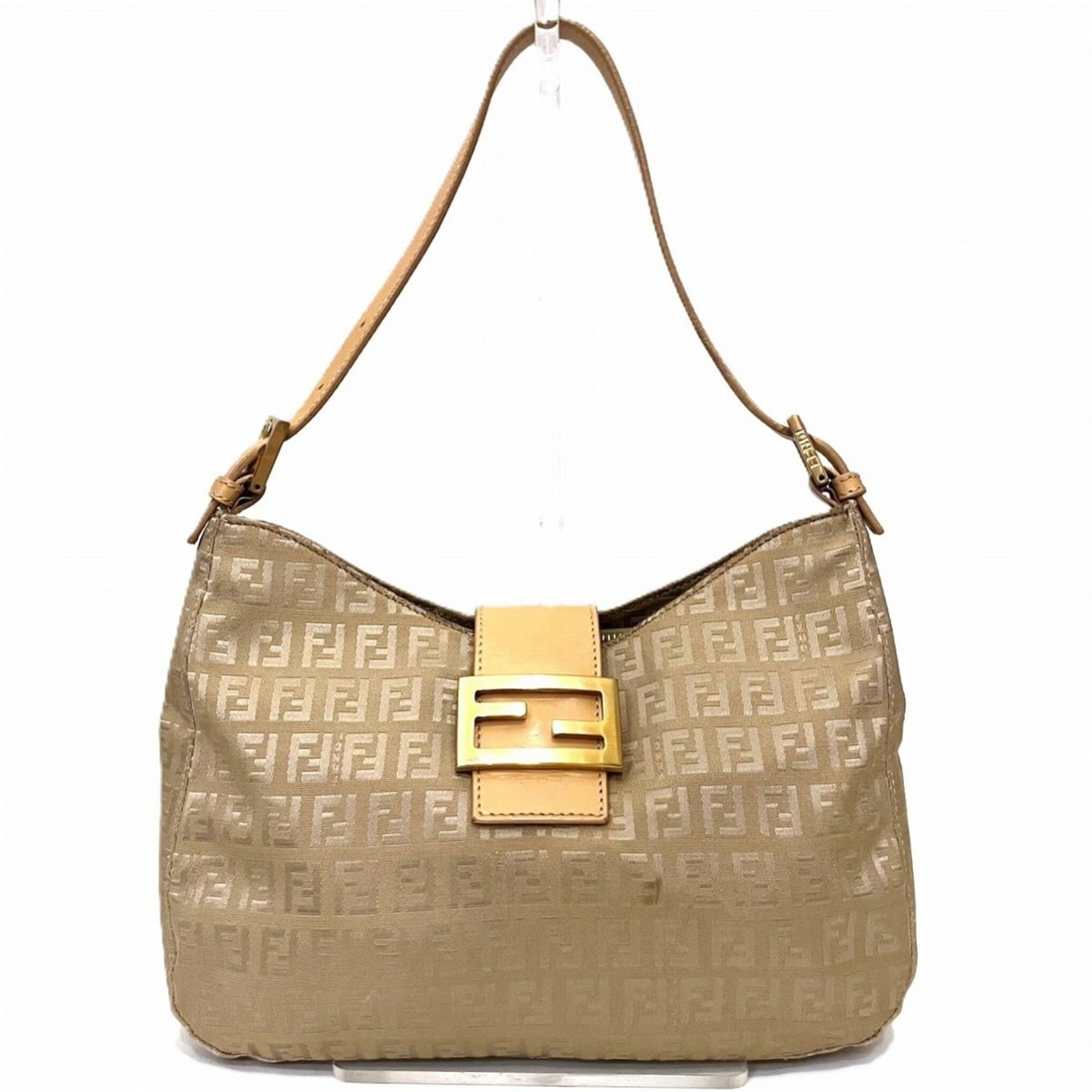 Canvas Leather Fendi Bag Shoulder: Canvas Leather Fendi Bag Shoulder Canvas Leather Fendi Bag Shoulder - A pre-owned, high-quality shoulder bag with a canvas and leather construction. The beige color and classic design make it a