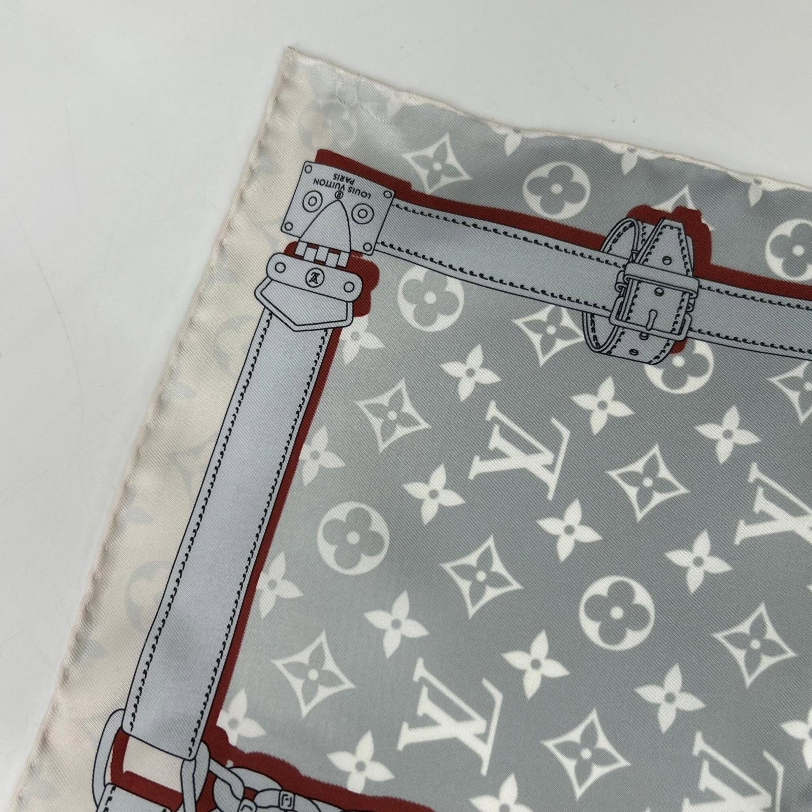 Silk Louis Vuitton Scarf - 6