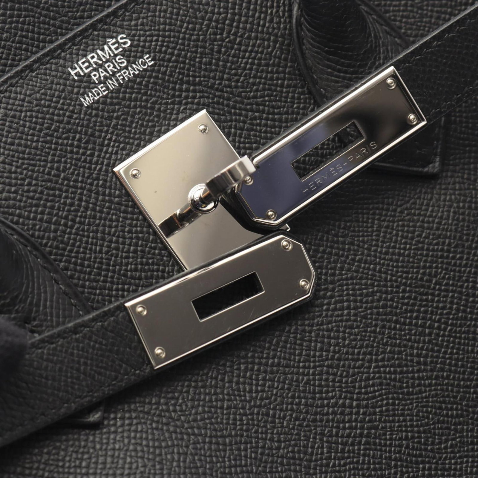 Hermes leather handbag from Epsom - 12