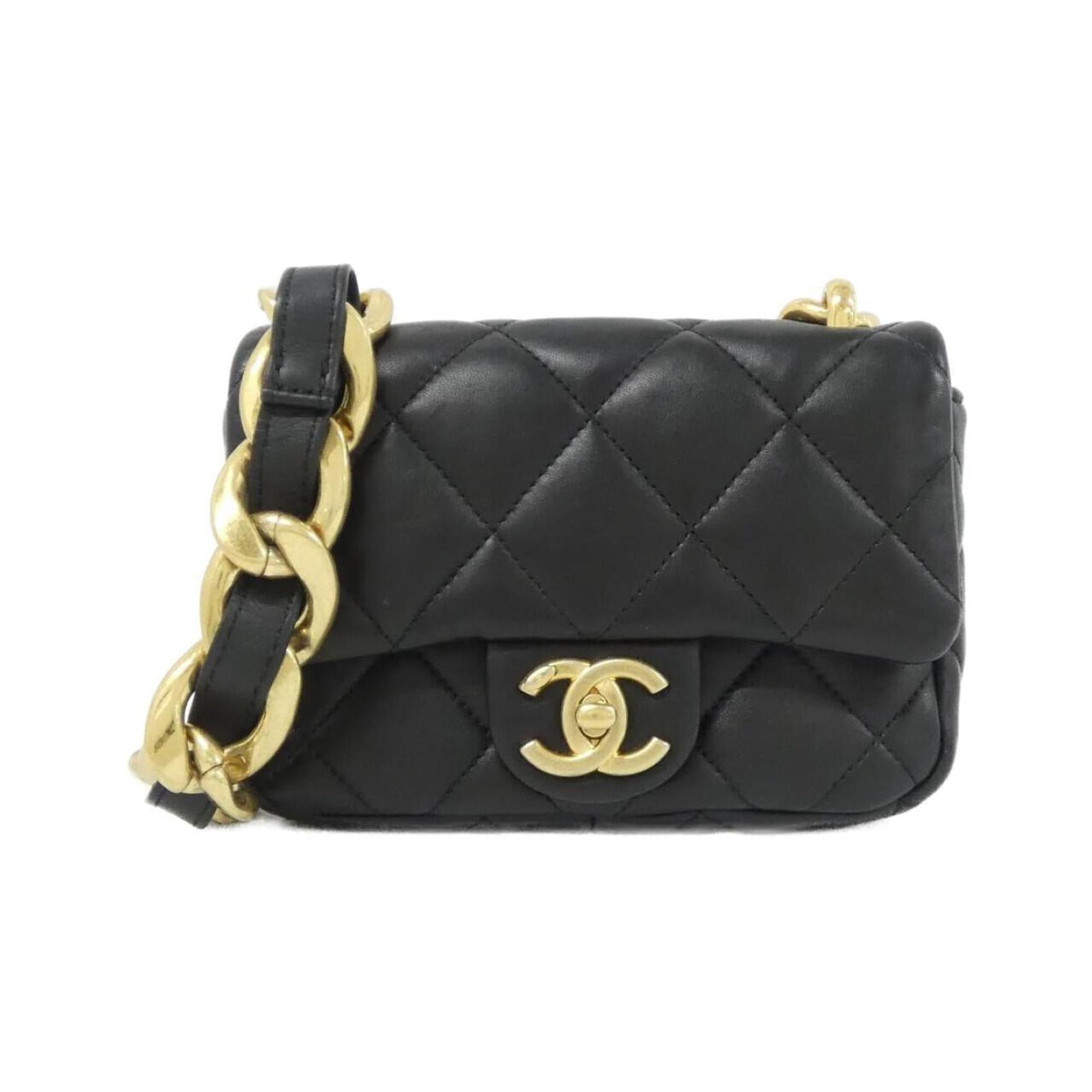 Shoulder bag leather Chanel: Shoulder bag leather Chanel Black lamb leather shoulder bag with gold hardware from Chanel, featuring a classic design and timeless elegance. This pre-owned bag has some minor signs of wear, including