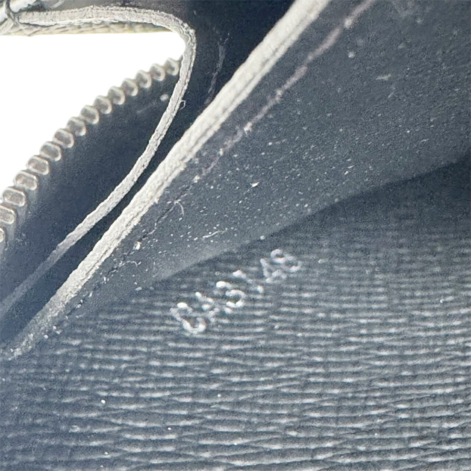 Long Wallet Bi Fold Monogram Louis Vuitton - 18