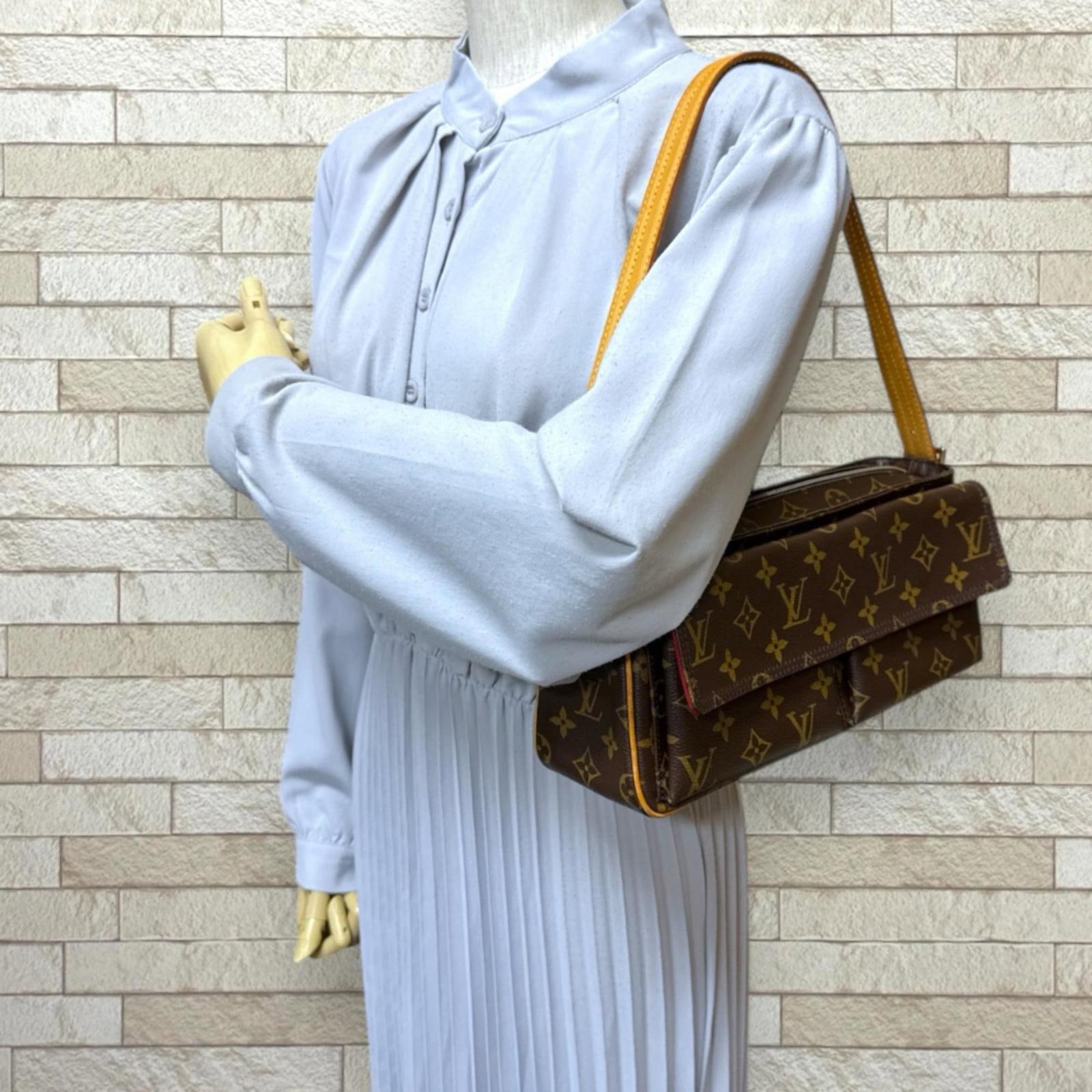 Shoulder Bag Monogram Louis Vuitton - 2