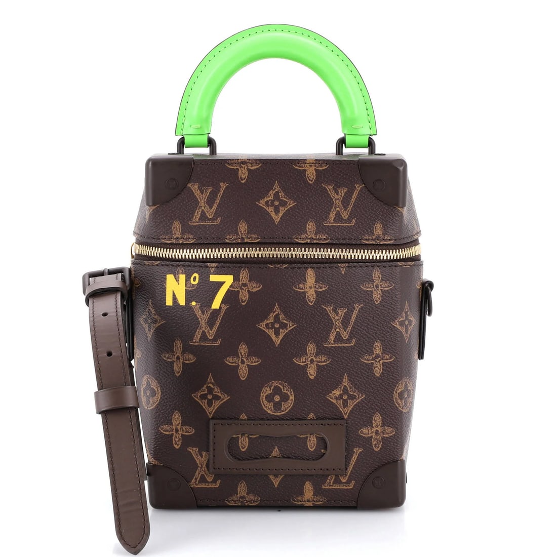Vertical box trunk bag No.7 trunk L'Oeil vintage monogram canvas: Vertical box trunk bag No.7 trunk L'Oeil vintage monogram canvas Vertical box trunk bag No.7 Trunk L'Oeil features a classic canvas design with a timeless brown and green monogram pattern, perfectly