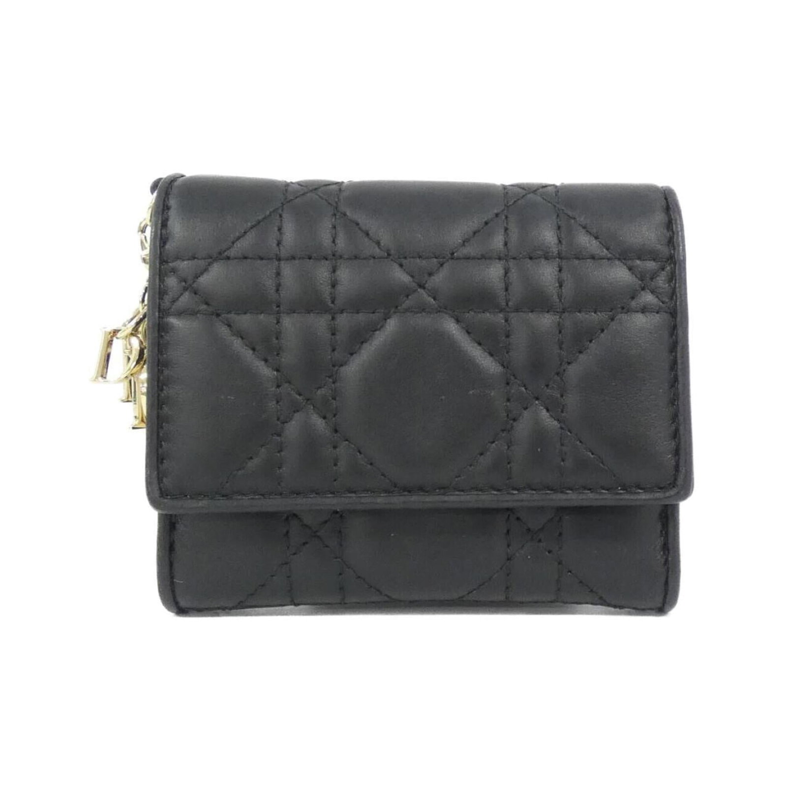 Christian Dior Wallet Tri Fold Leather: Christian Dior Wallet Tri Fold Leather Christian Dior Wallet Tri Fold Leather, in black lamb leather, offers a sophisticated and timeless design. Made from high-quality materials, this tri-fold