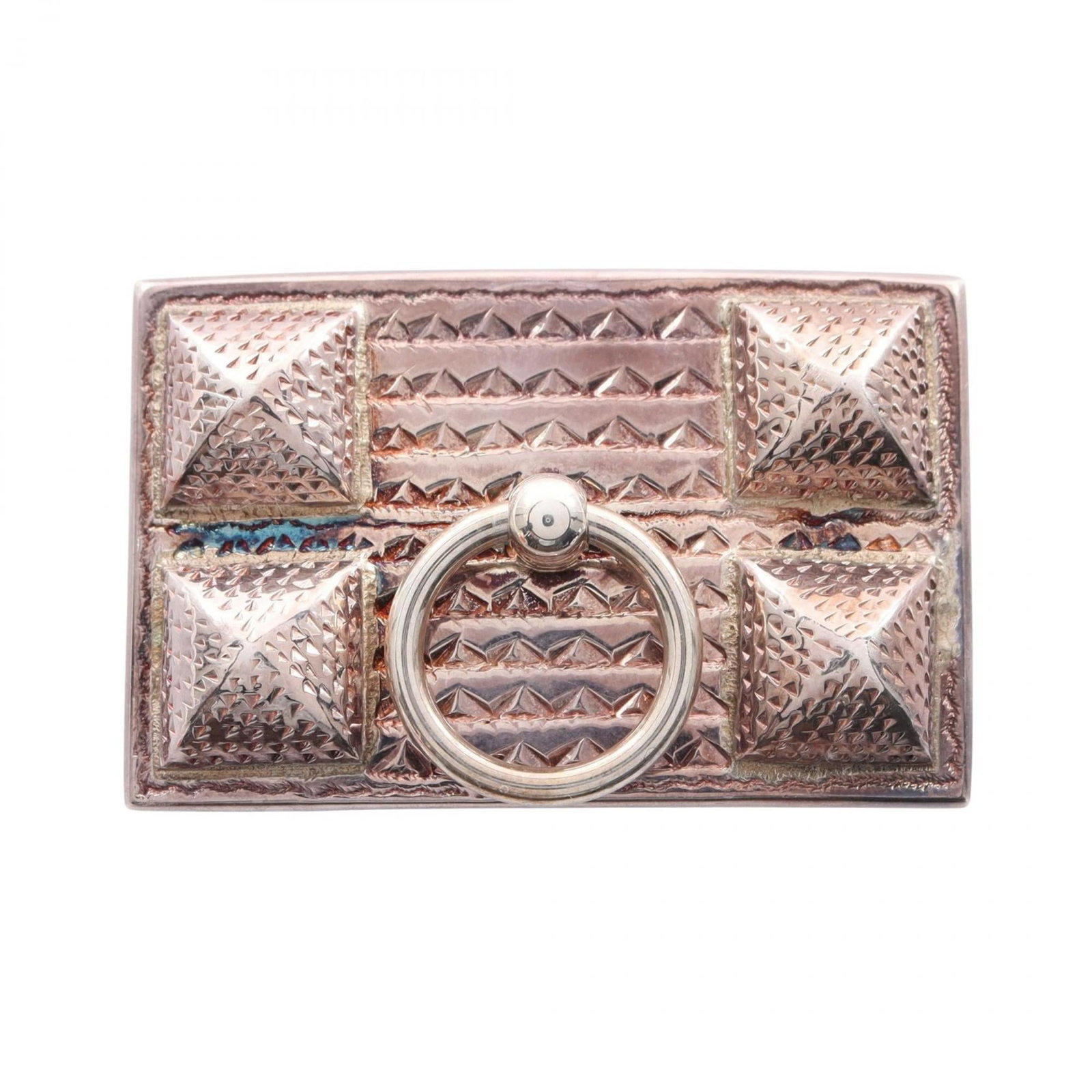 Standard Belt of Hermes: Standard Belt of Hermes Silver 925 buckle adds a touch of elegance to the standard belt, available in silver. The used condition features some scratches and dirt, but overall remains in very good