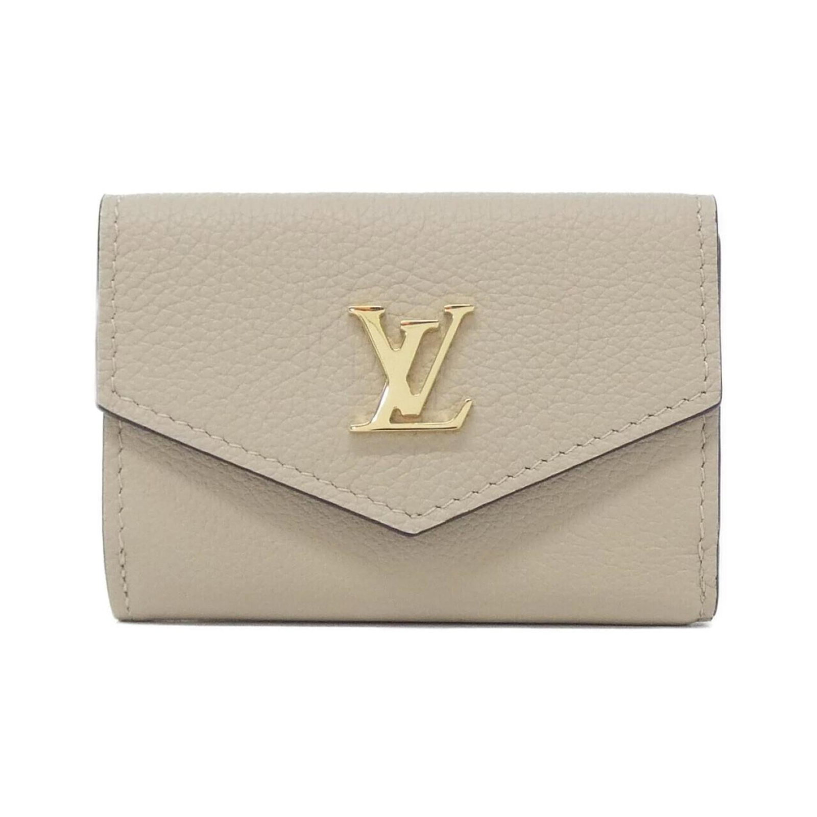 Louis Vuitton Wallet (Tri-Fold) Leather: Louis Vuitton Wallet (Tri-Fold) Leather Grayish Louis Vuitton Tri-Fold Wallet in excellent condition, featuring high-quality calf leather. The wallet has some minor scratches and dirt, but overall