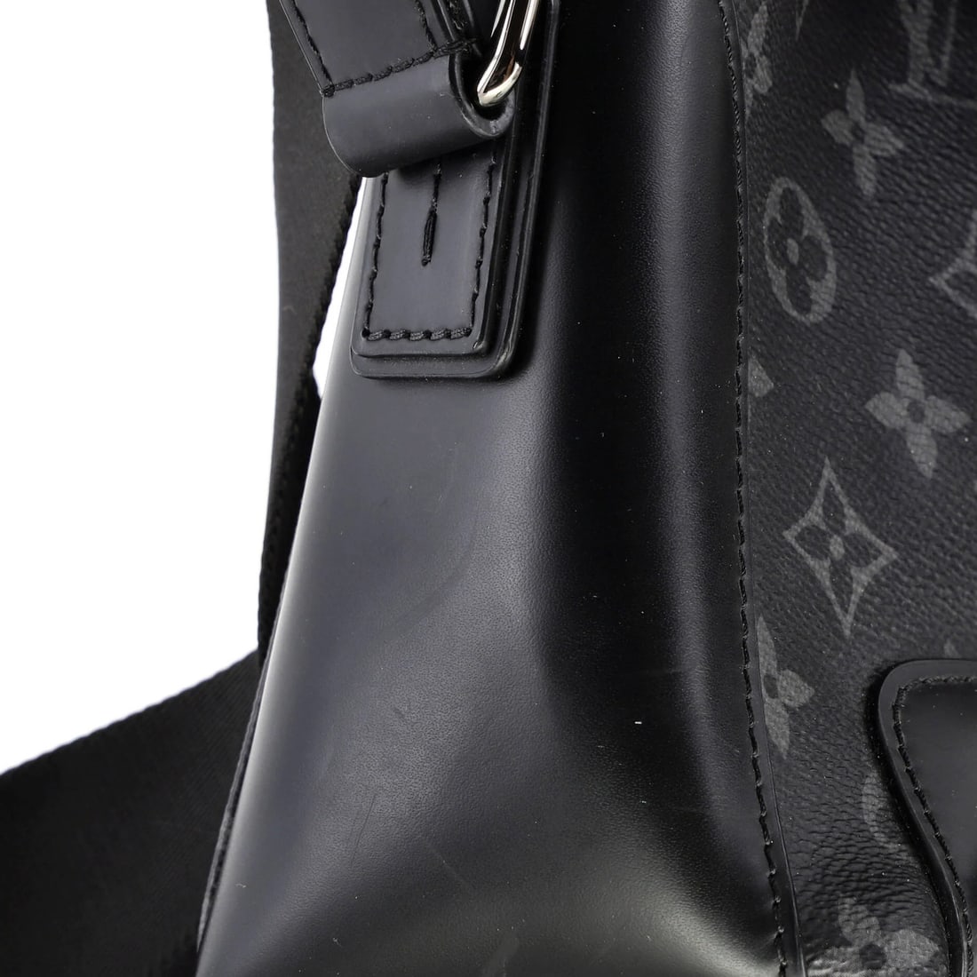 Voyager Messenger Bag Canvas Monogram Eclipse Louis Vuitton - 8
