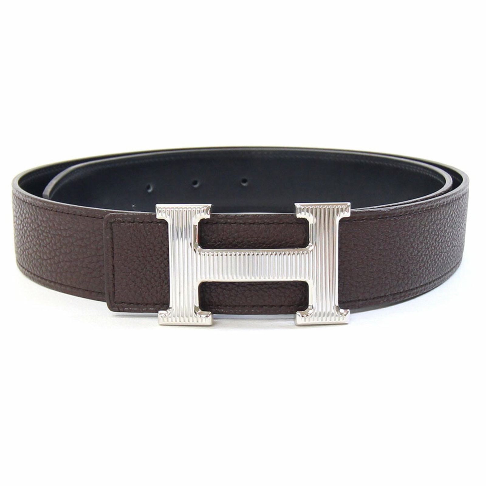 Standard Belt of Hermes: Standard Belt of Hermes Box Calf Leather and Taurillon Clemence Leather make up the Standard Belt of Hermes, available in black and dark brown. Measuring 82.5cm - 87.5cm, it features a classic design